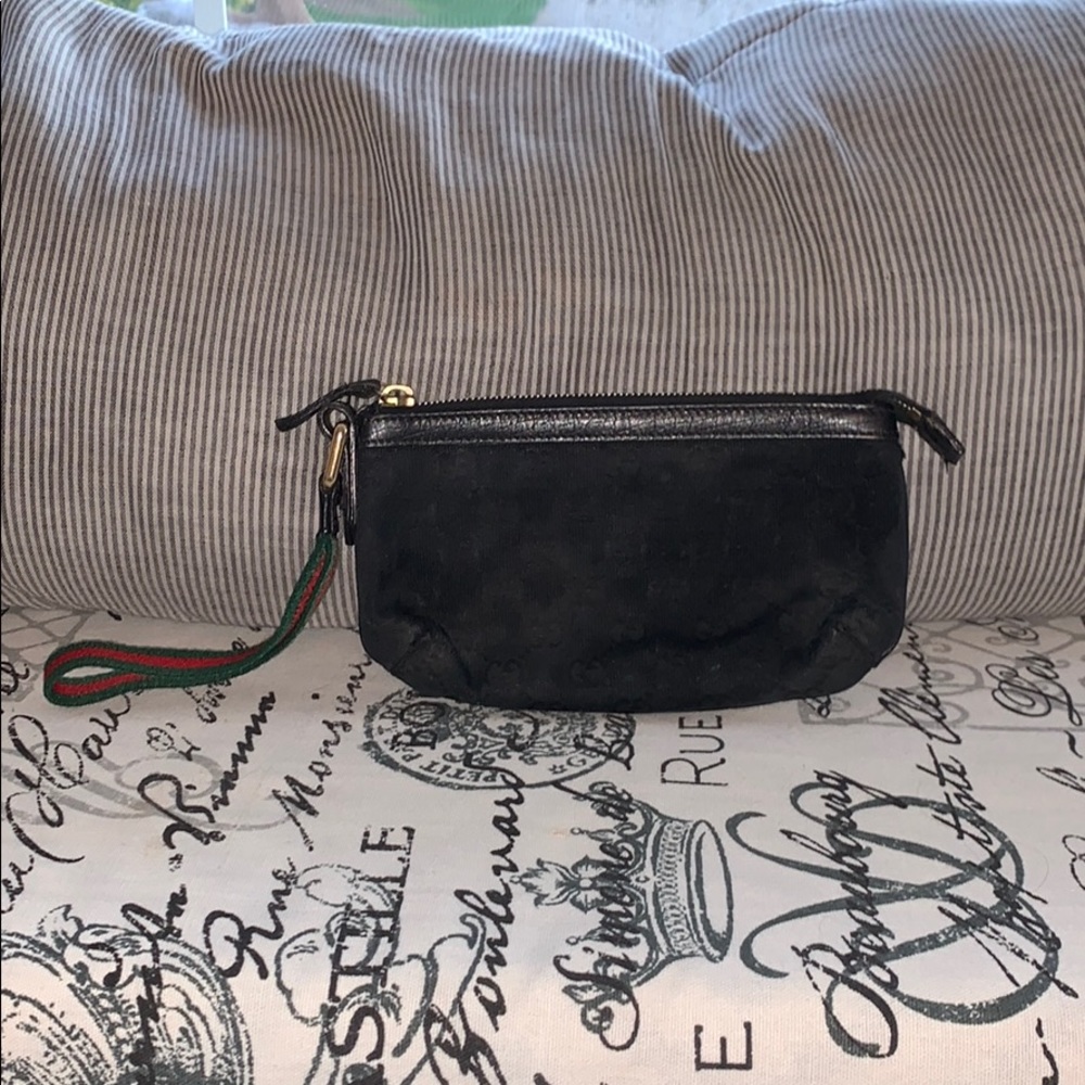 Gucci wristlet